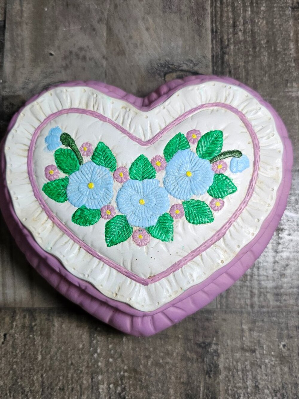 Vintage 1985 Ceramic Heart Shape Trinket Dish Ruffle Grandma Core Valentine